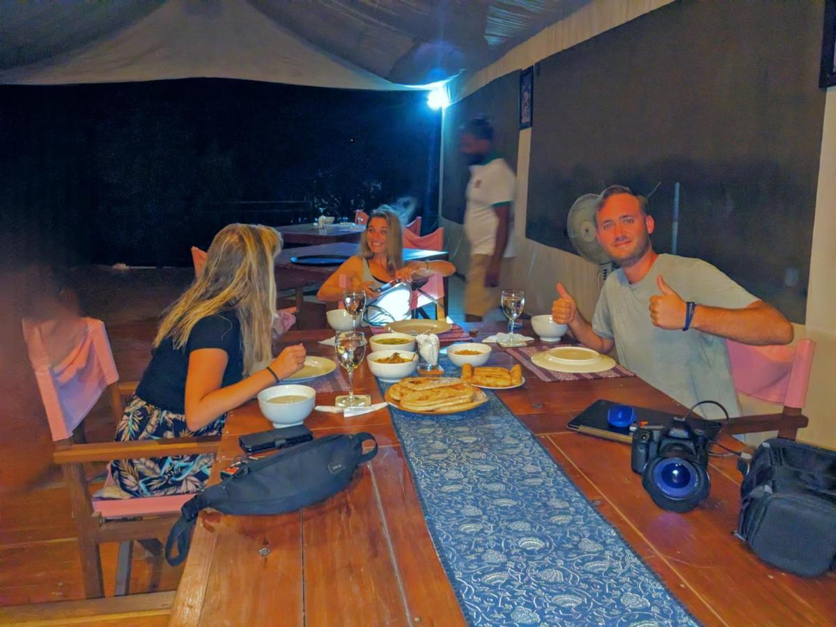 Yala Hotel Lion -Air Conditioned High Luxury Safari Camp Kültér fotó