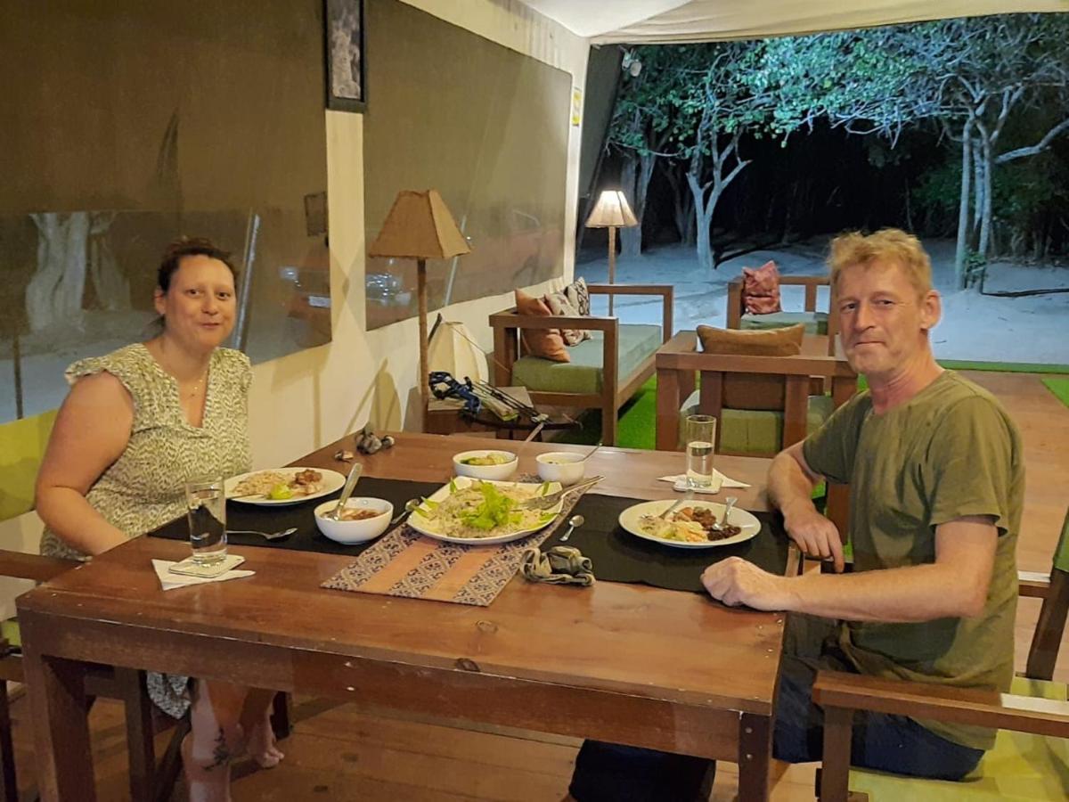 Yala Hotel Lion -Air Conditioned High Luxury Safari Camp Kültér fotó